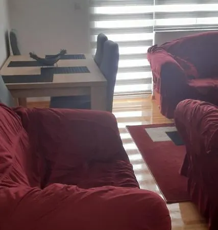 Stan Na Dan Danilo Appartement Pale